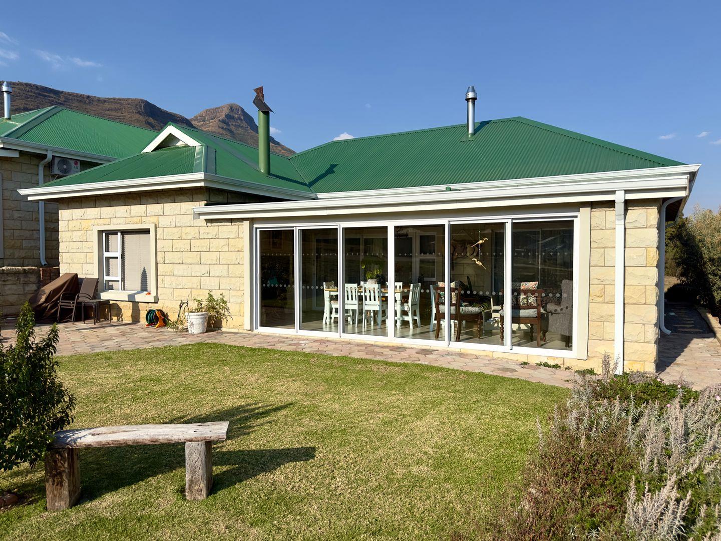3 Bedroom House for sale in Clarens Golf & Trout Estate 183, 1084