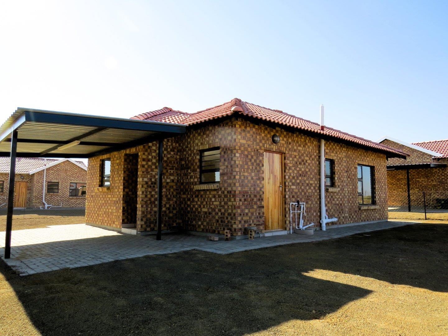 2 Bedroom House for sale in Hillside View P24114467086