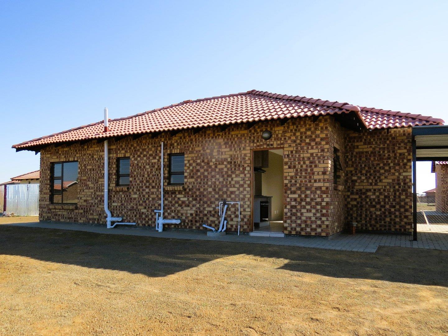 3 Bedroom House for sale in Hillside View P24114467118