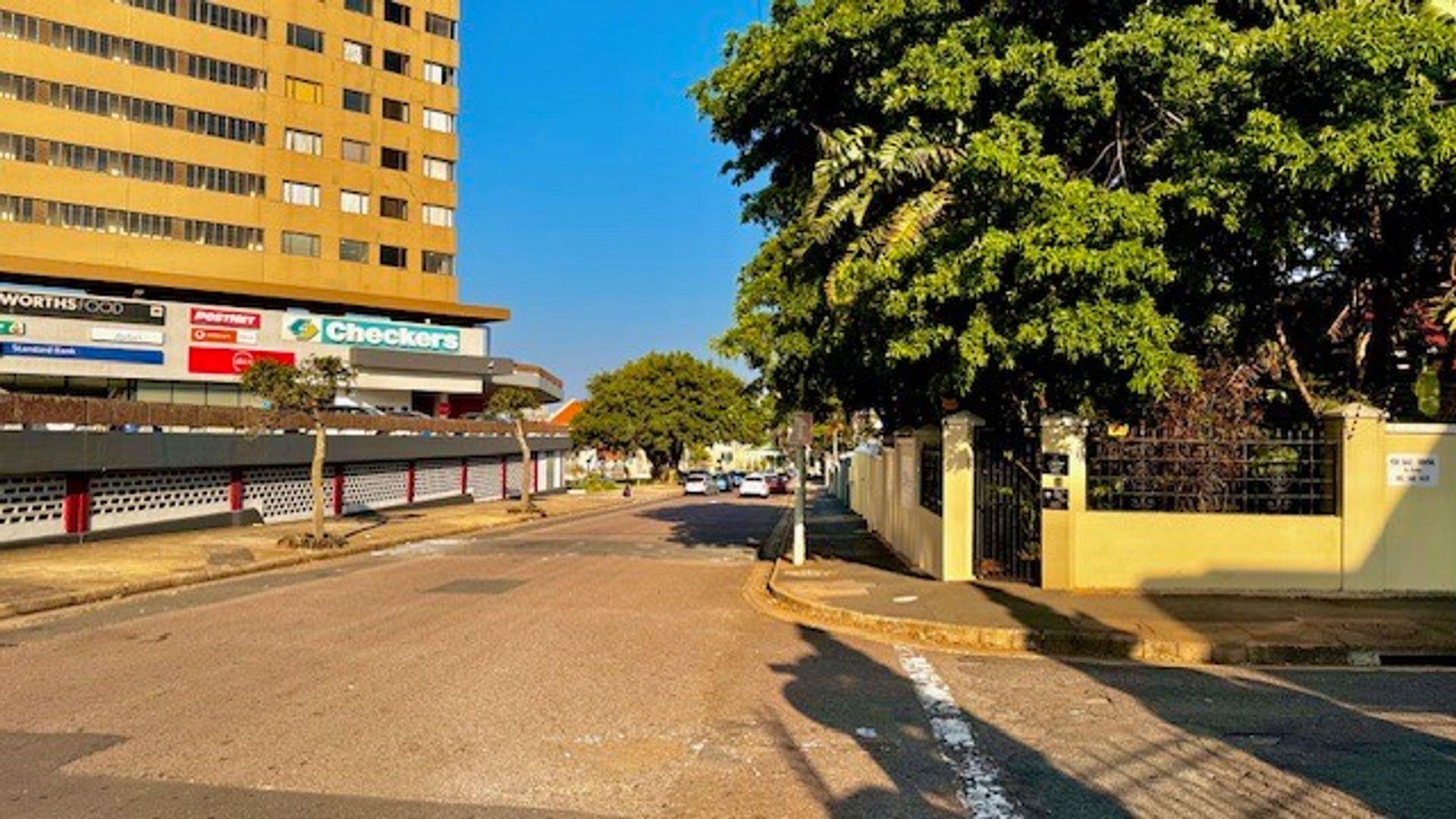 Commercial property for sale in Windermere P24114467255