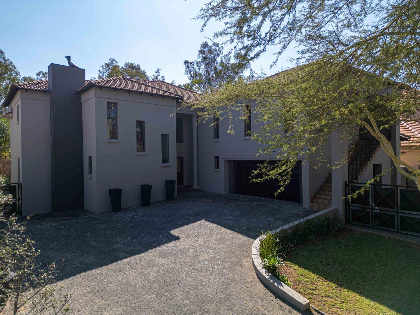 4 Bedroom House for sale in Kyalami Estate P24114469301