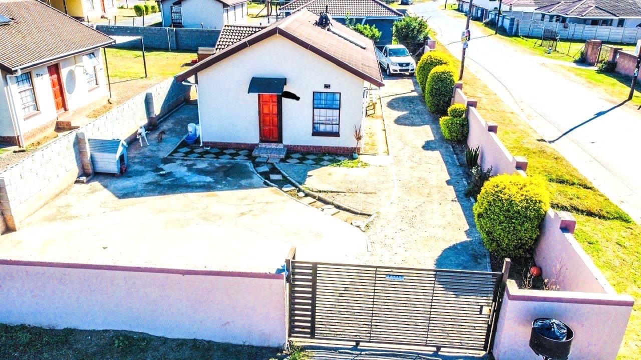 3 Bedroom House for sale in Mpophomeni P24114471123