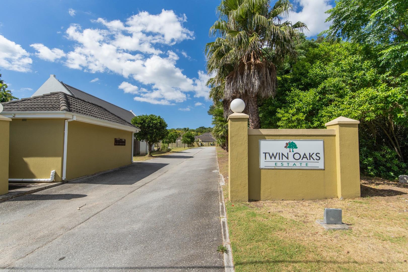 Lorraine Property Townhouses for sale in Lorraine