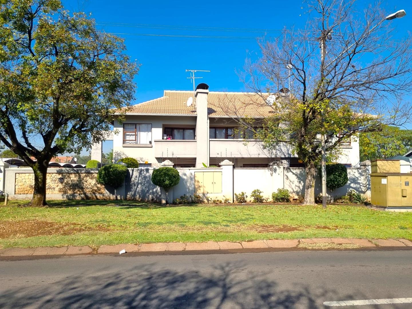 2 Bedroom Apartment / flat for sale in Waverley P24114471672