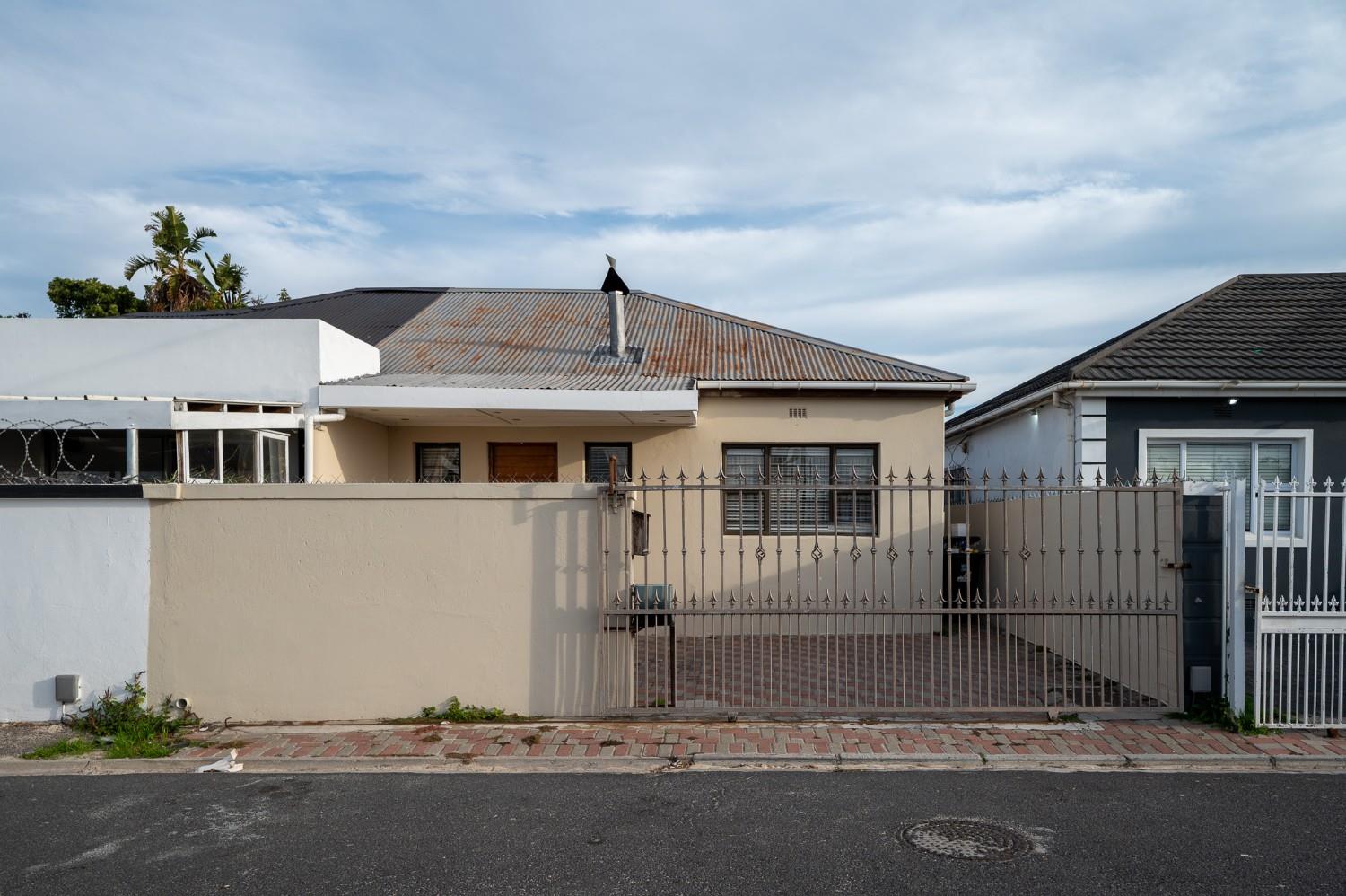 3 Bedroom House for sale in Maitland P24114471828