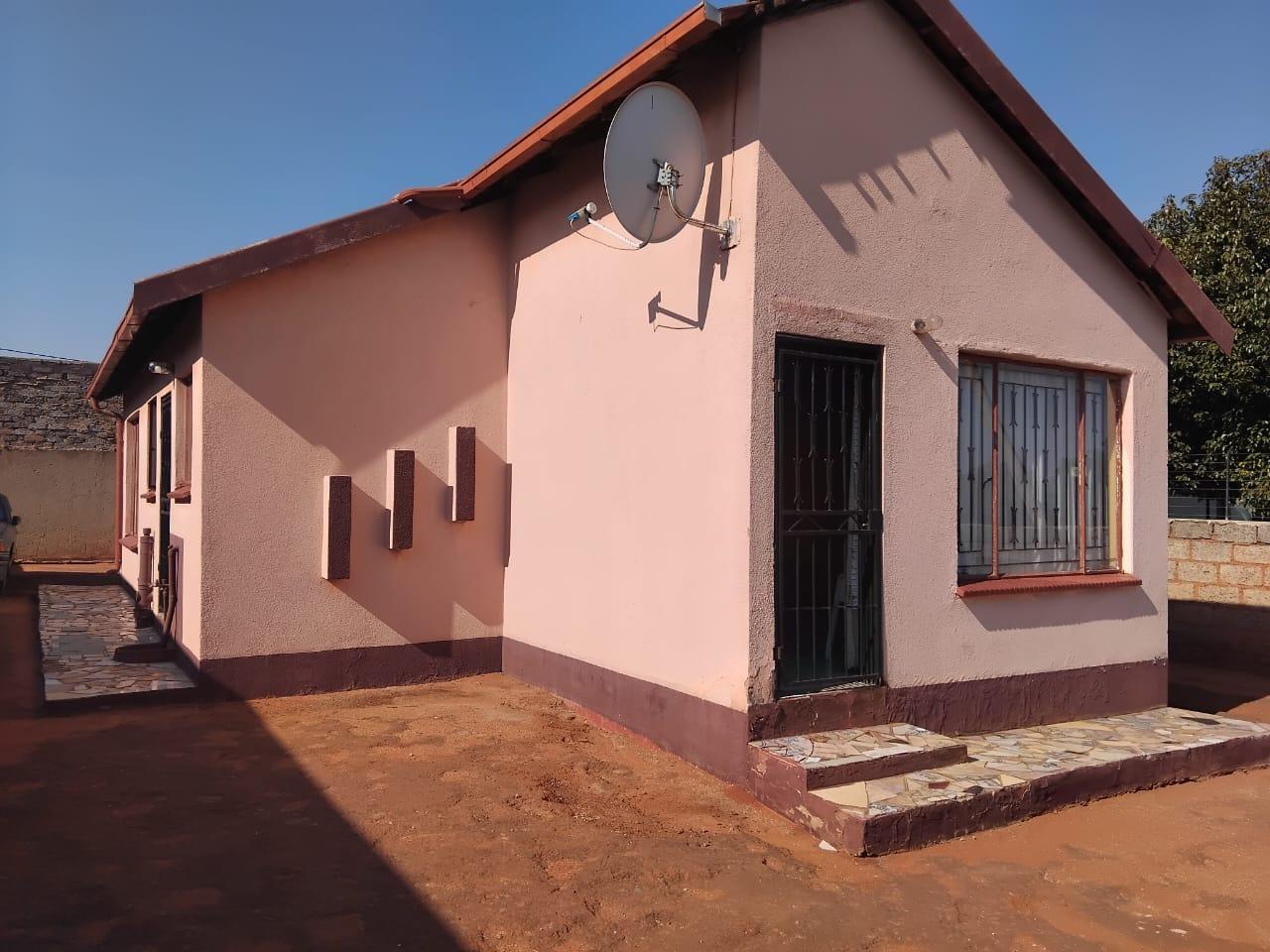 Kagiso, Krugersdorp Property Property and houses for sale in Kagiso