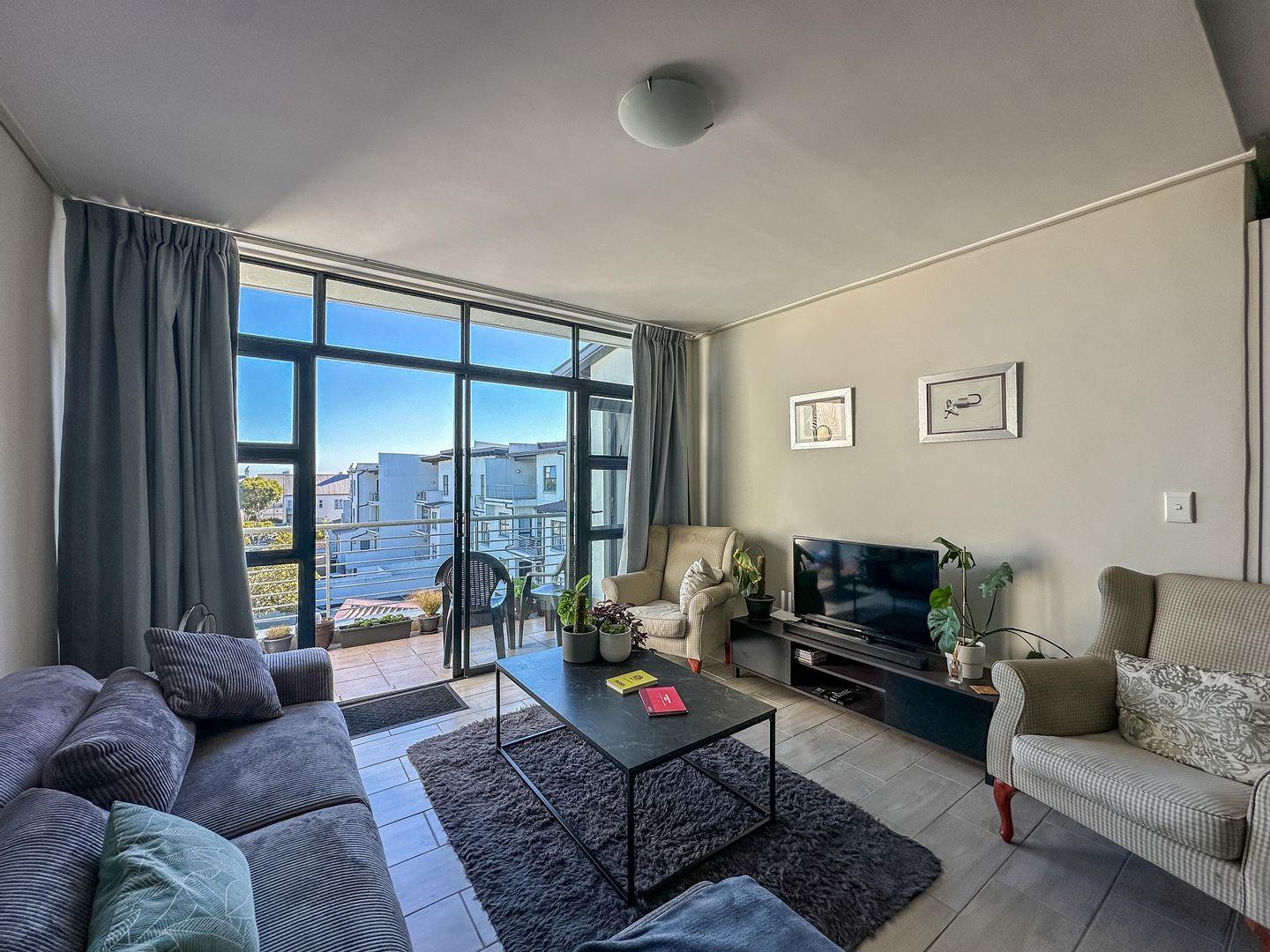 2 Bedroom Apartment / flat for sale in Royal Ascot 82 Milnerton Drive