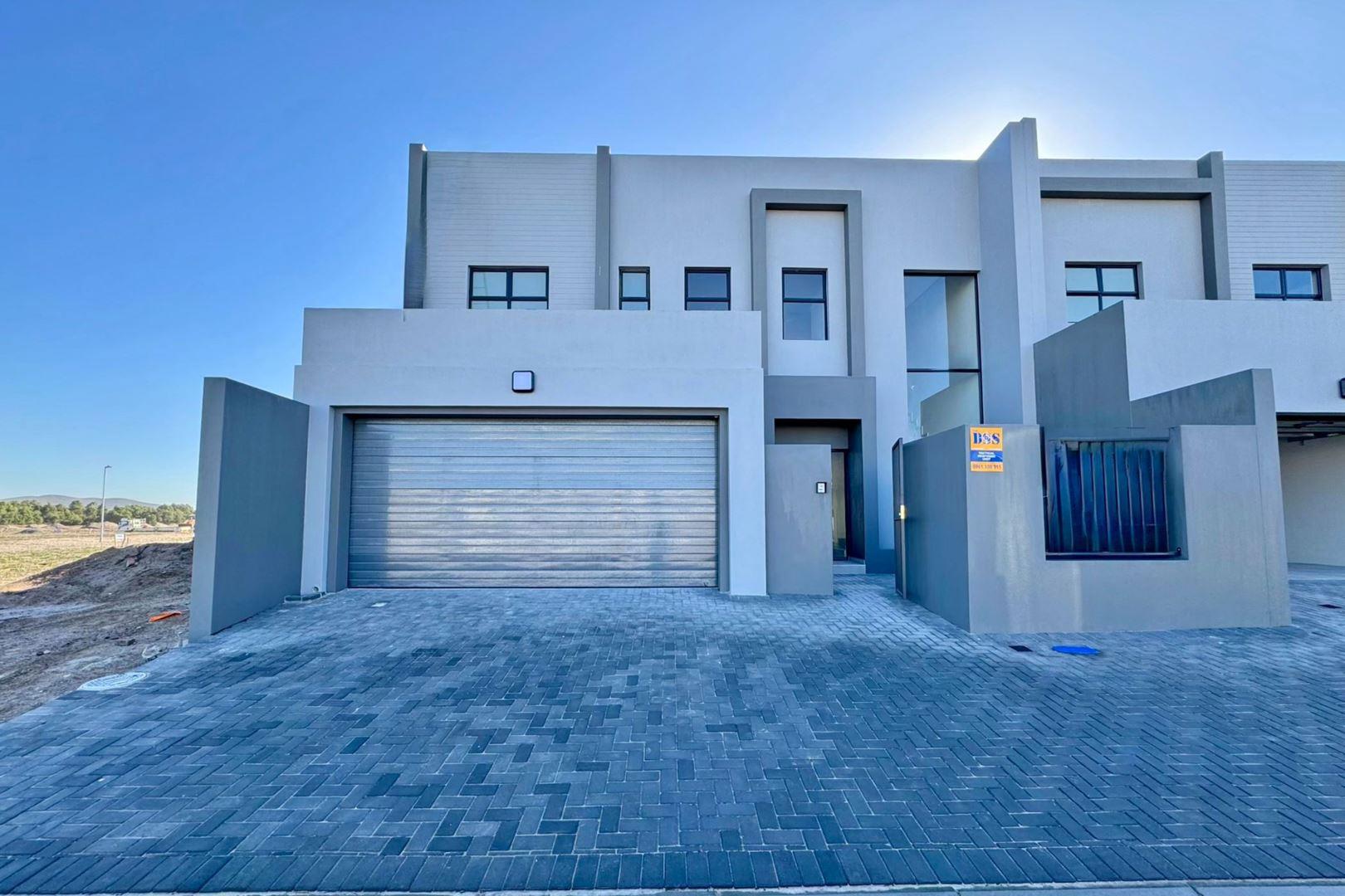 4 Bedroom House for sale in Sandown 14 Fenton Street P24114475762