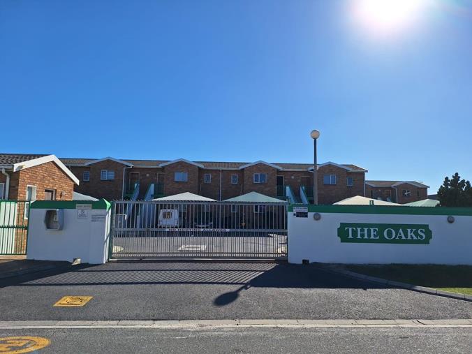 1 Bedroom Townhouse to Rent in Goodwood Central