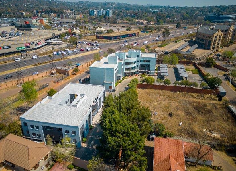 Commercial property for sale in Lynnwood Glen P24114480842