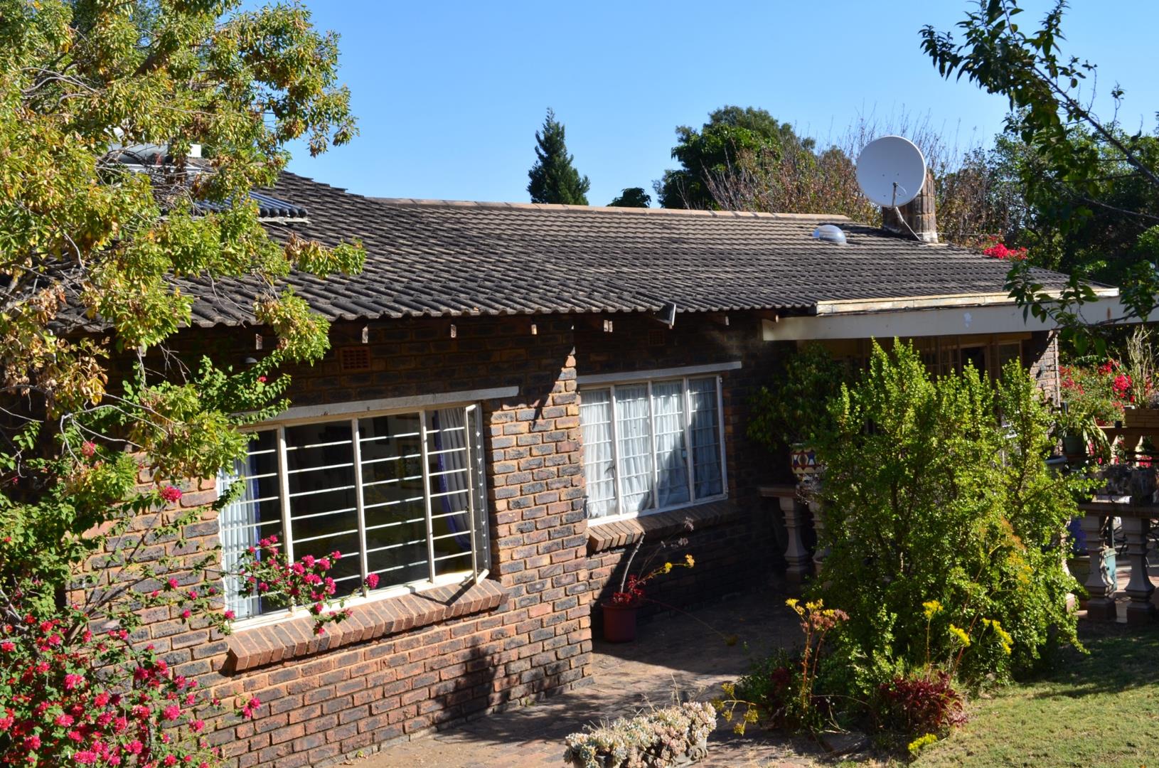 3 Bedroom House for sale in Ferndale 394 Pine Avenue P24114483989