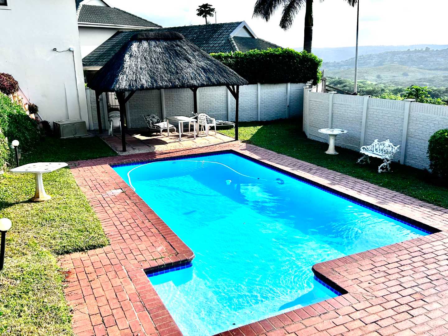 3 Bedroom Townhouse for sale in Sunningdale P24114484486