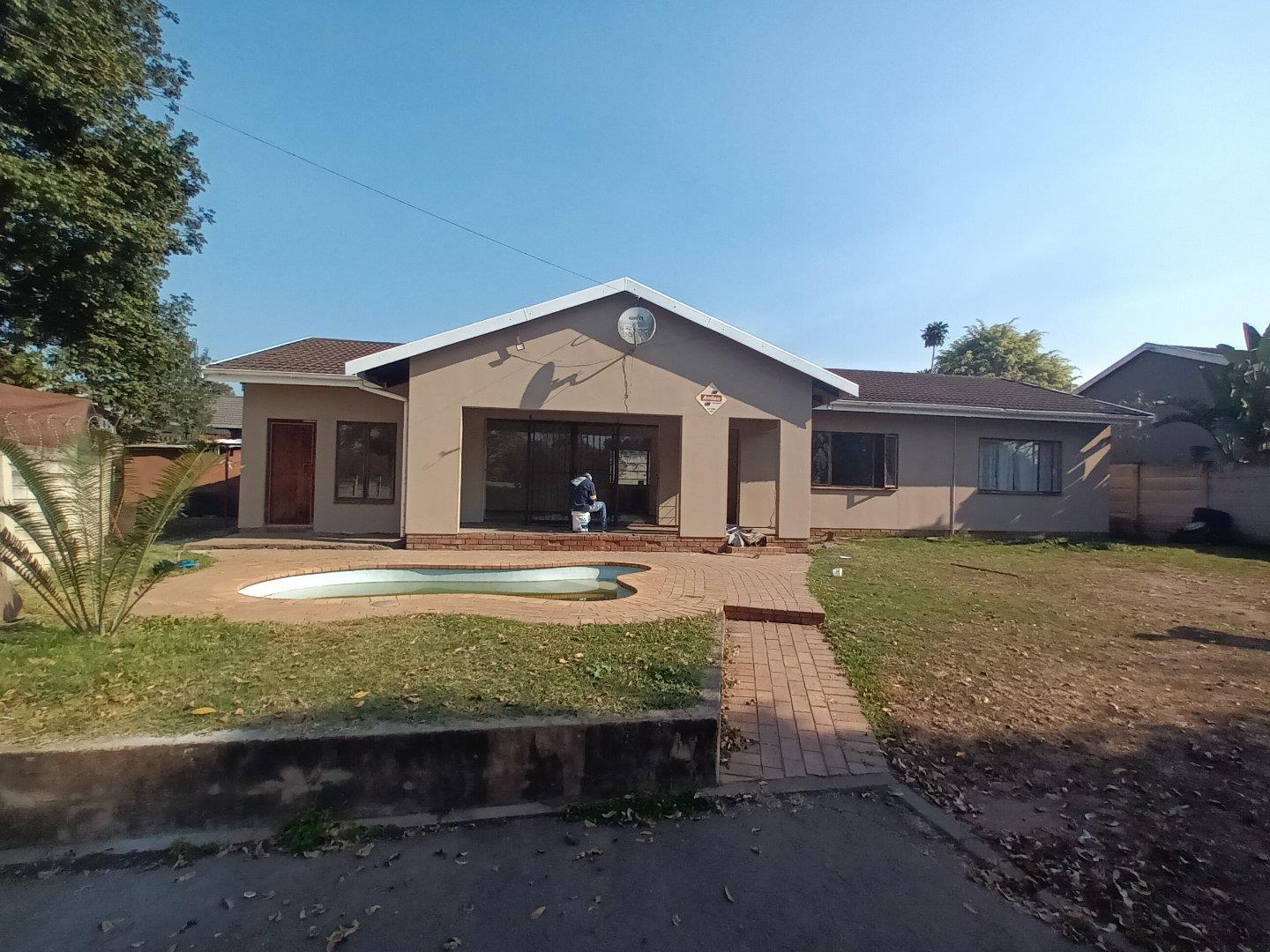 4 Bedroom House for sale in Scottsville 22a Phipson Road P24114484890