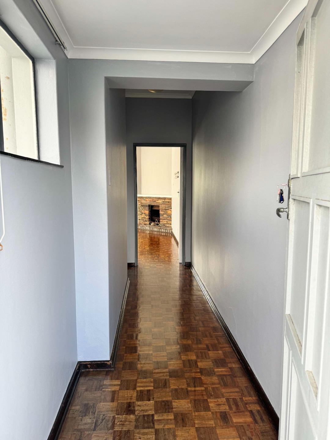 Claremont, Cape Town Property Apartments / flats to rent in Claremont