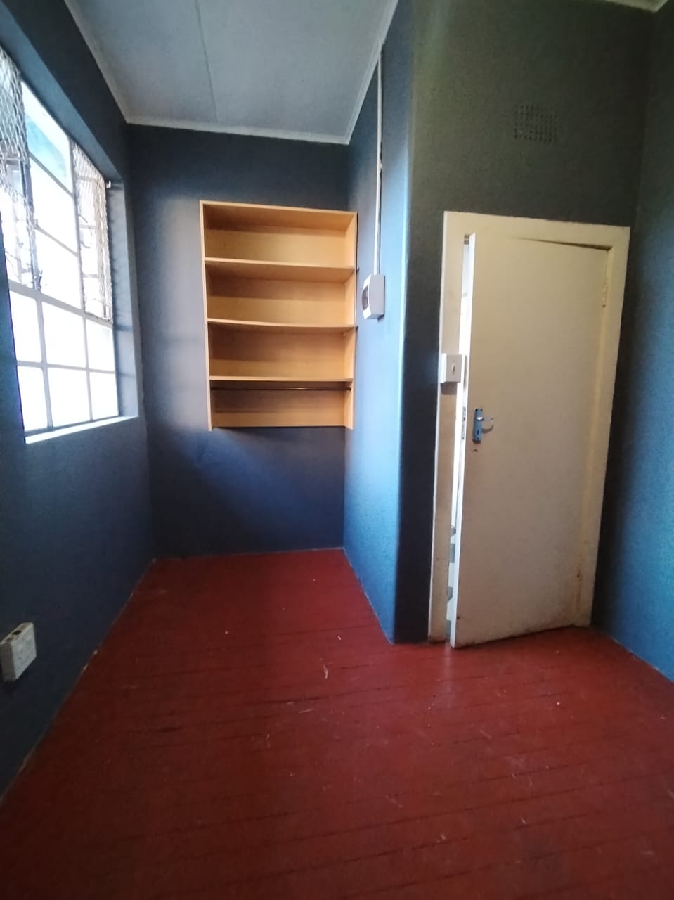 1 Bedroom Apartment / flat to rent in Bellevue East 72 Pope St P24