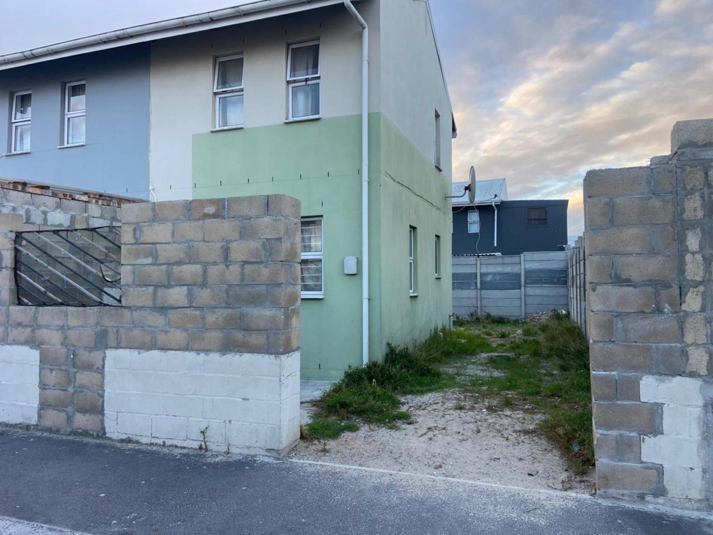 2 Bedroom House for sale in Harmony Village P24114486246