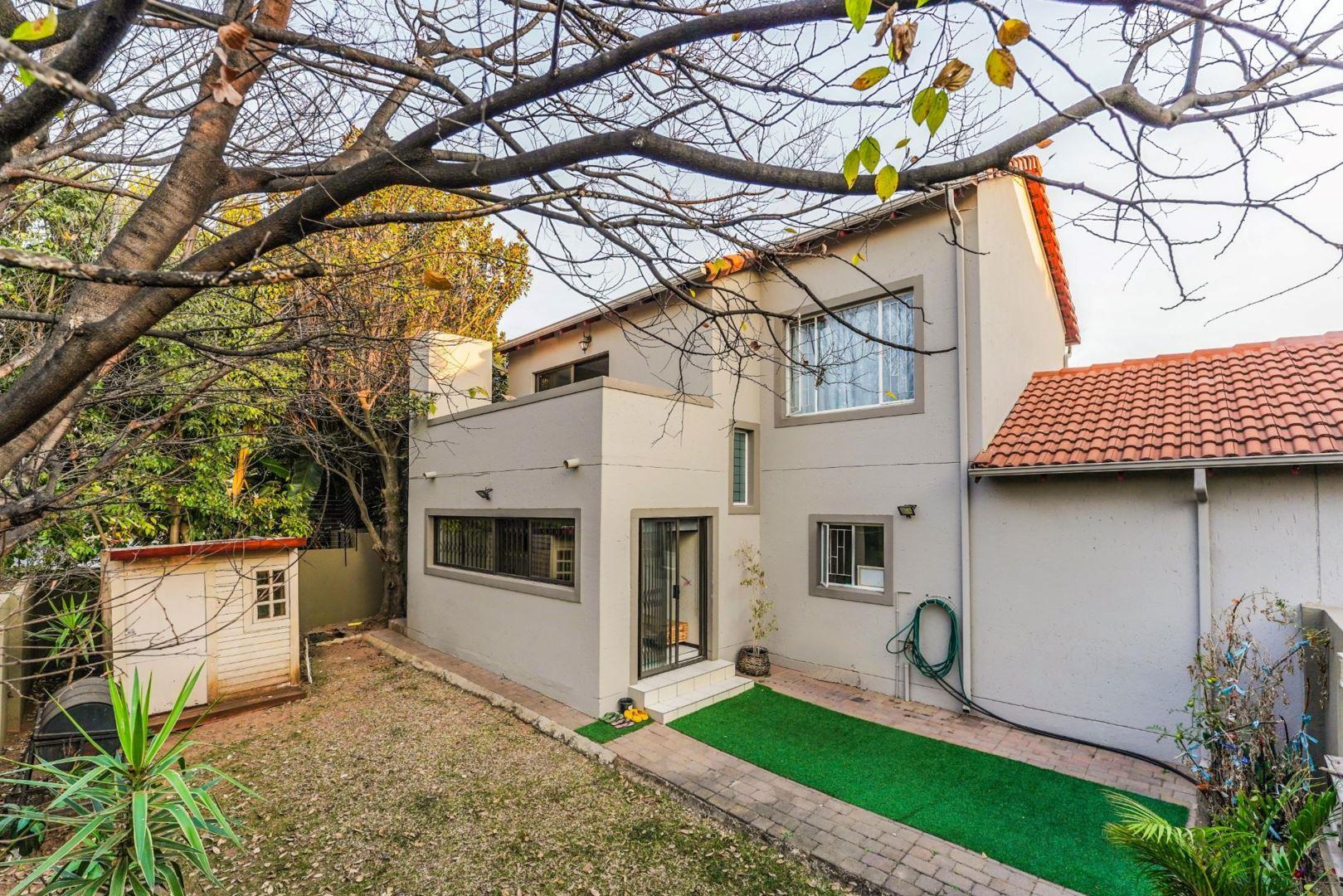 3 Bedroom Townhouse for sale in Northgate P24114486498