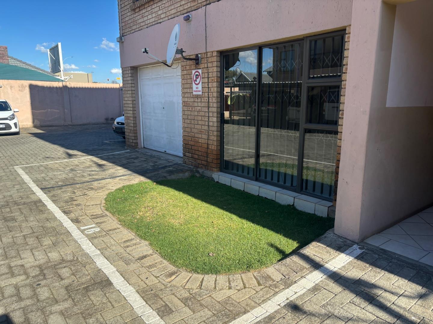 Hurlyvale Property Property and houses for sale in Hurlyvale