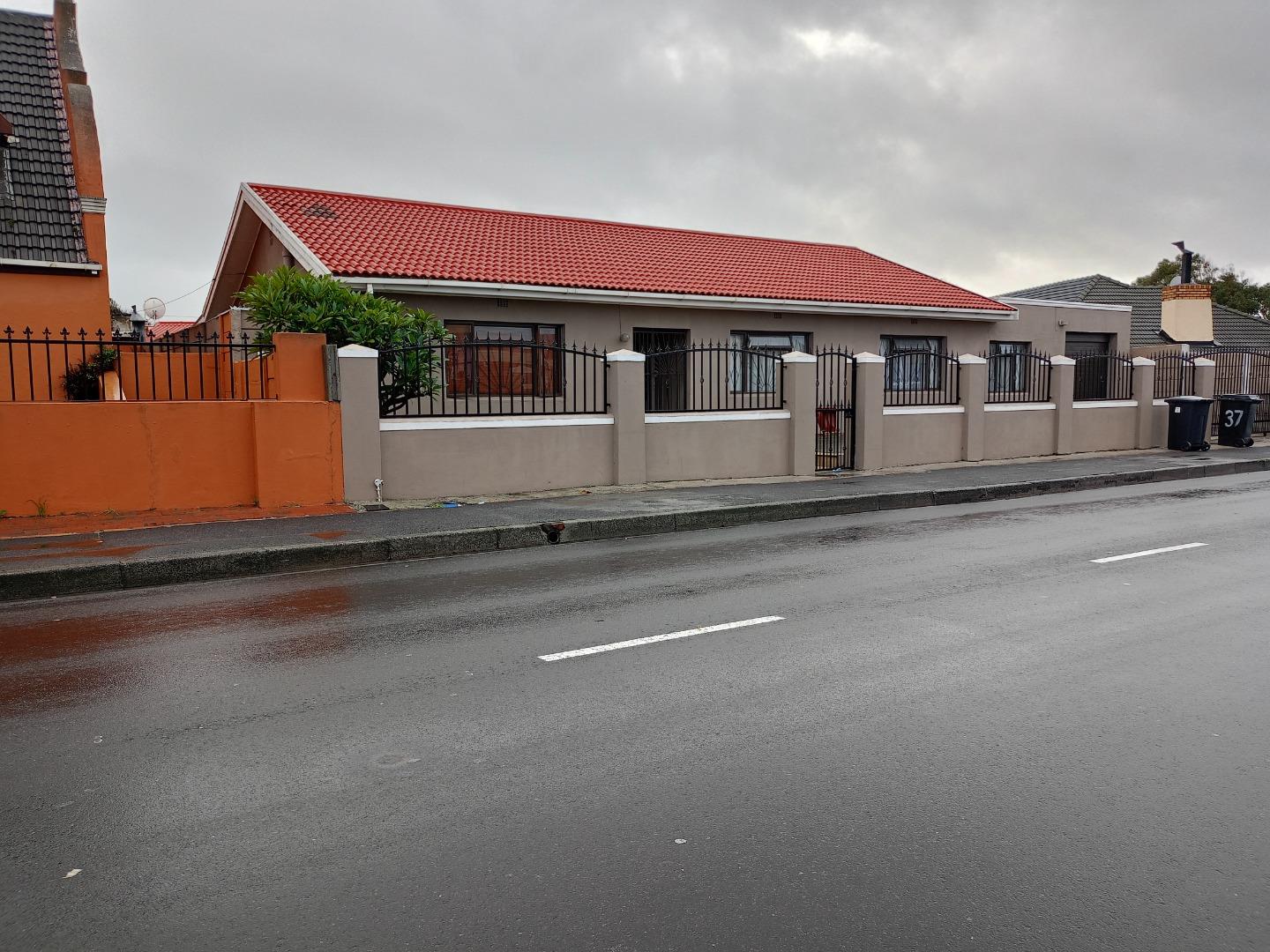 Lotus River Property Property and houses to rent in Lotus River