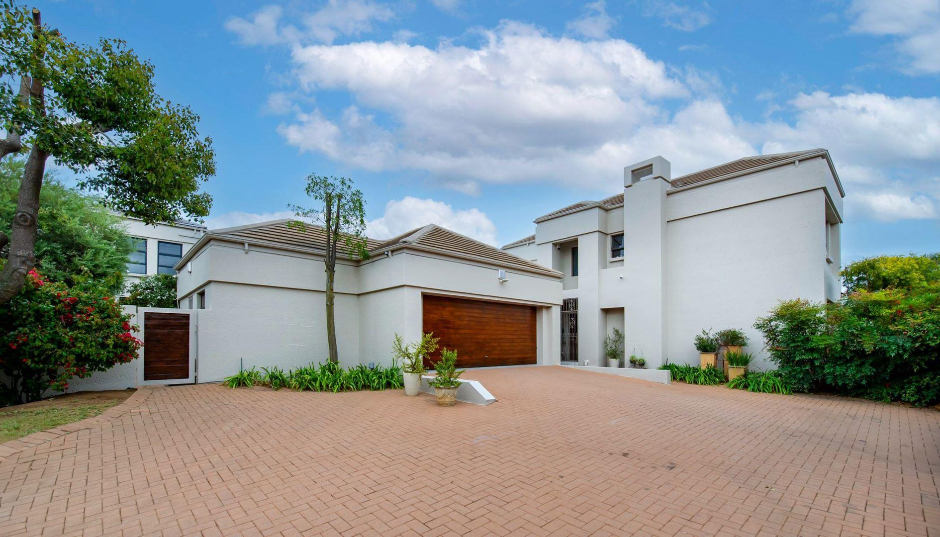 3 Bedroom House for sale in Khyber Rock 3 Barbet Road P24113913075