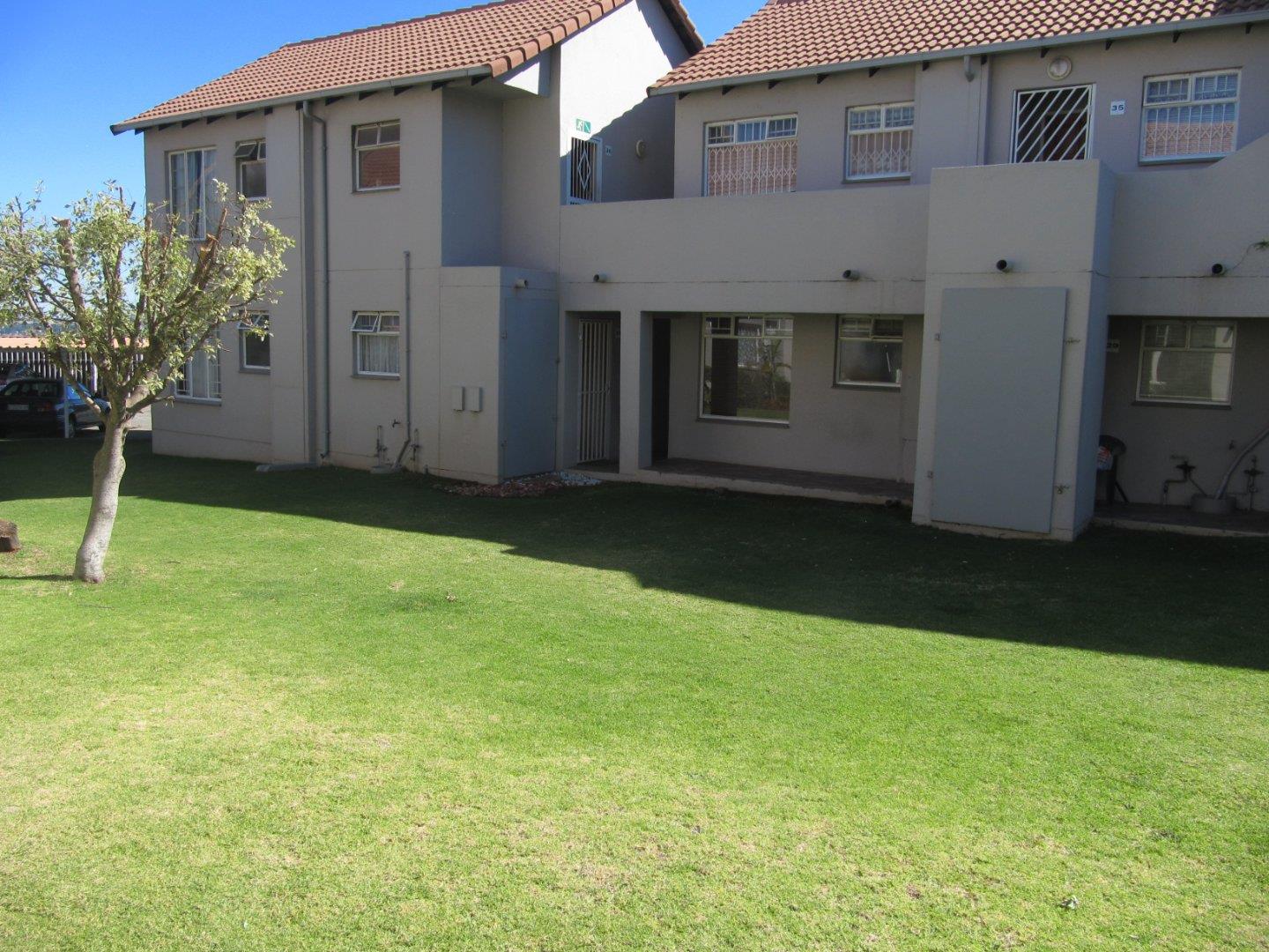 2 Bedroom Apartment / flat for sale in Edenvale Central 1st 999
