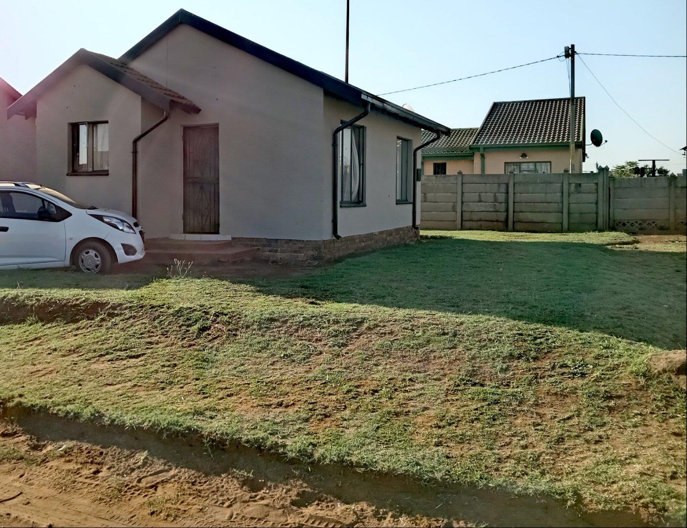 2 Bedroom House for sale in Sebokeng Zone 19 P24114491356