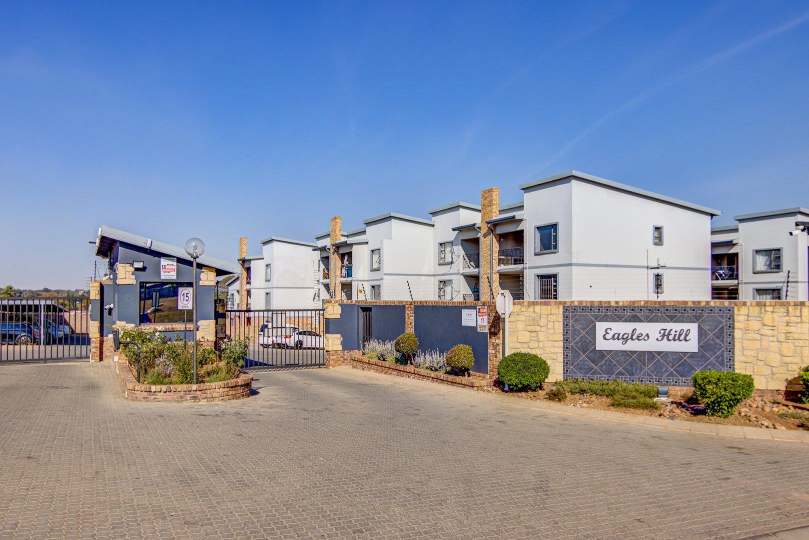 3 Bedroom Townhouse for sale in Fairleads 13 Lesar Road P24114492334