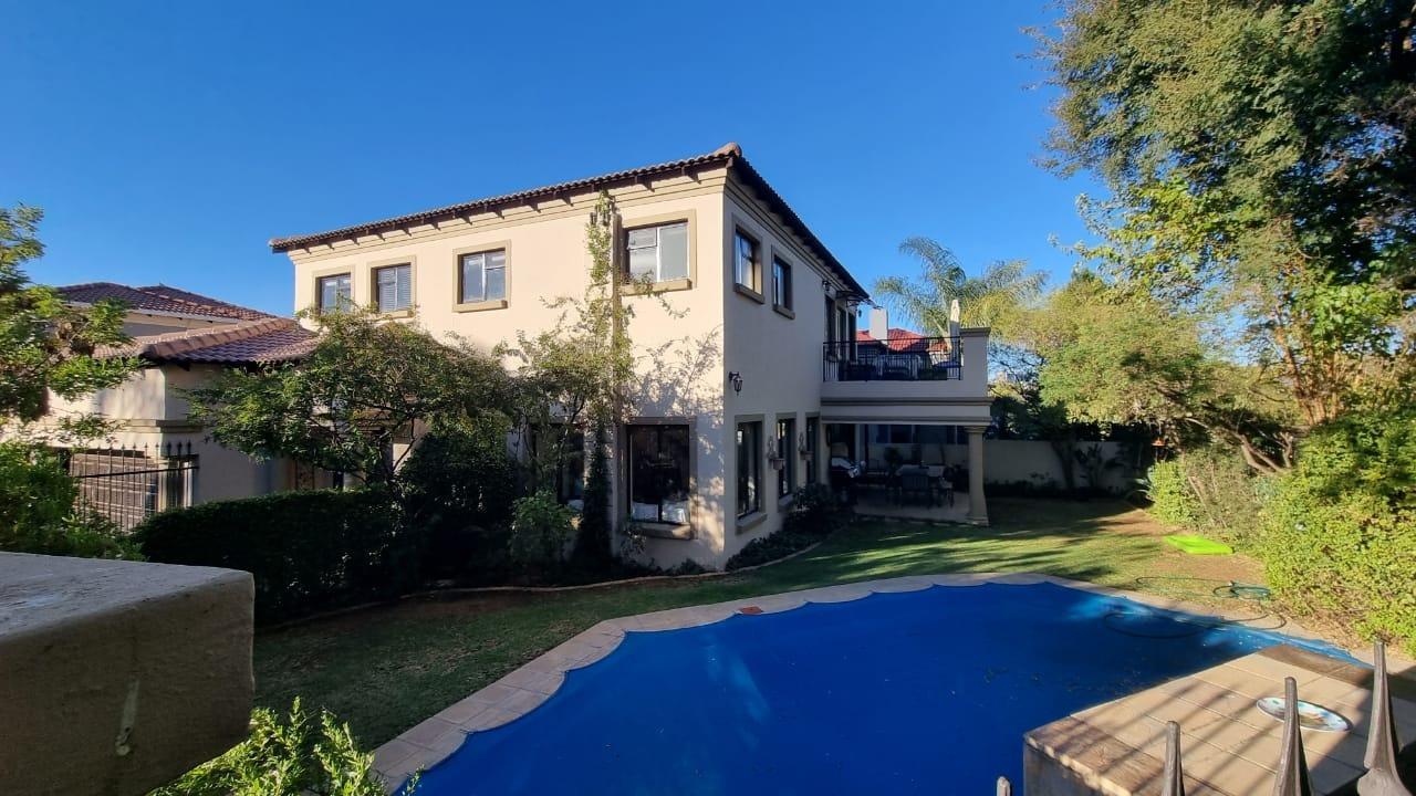 3 Bedroom House for sale in Greenstone Hill P24114477100