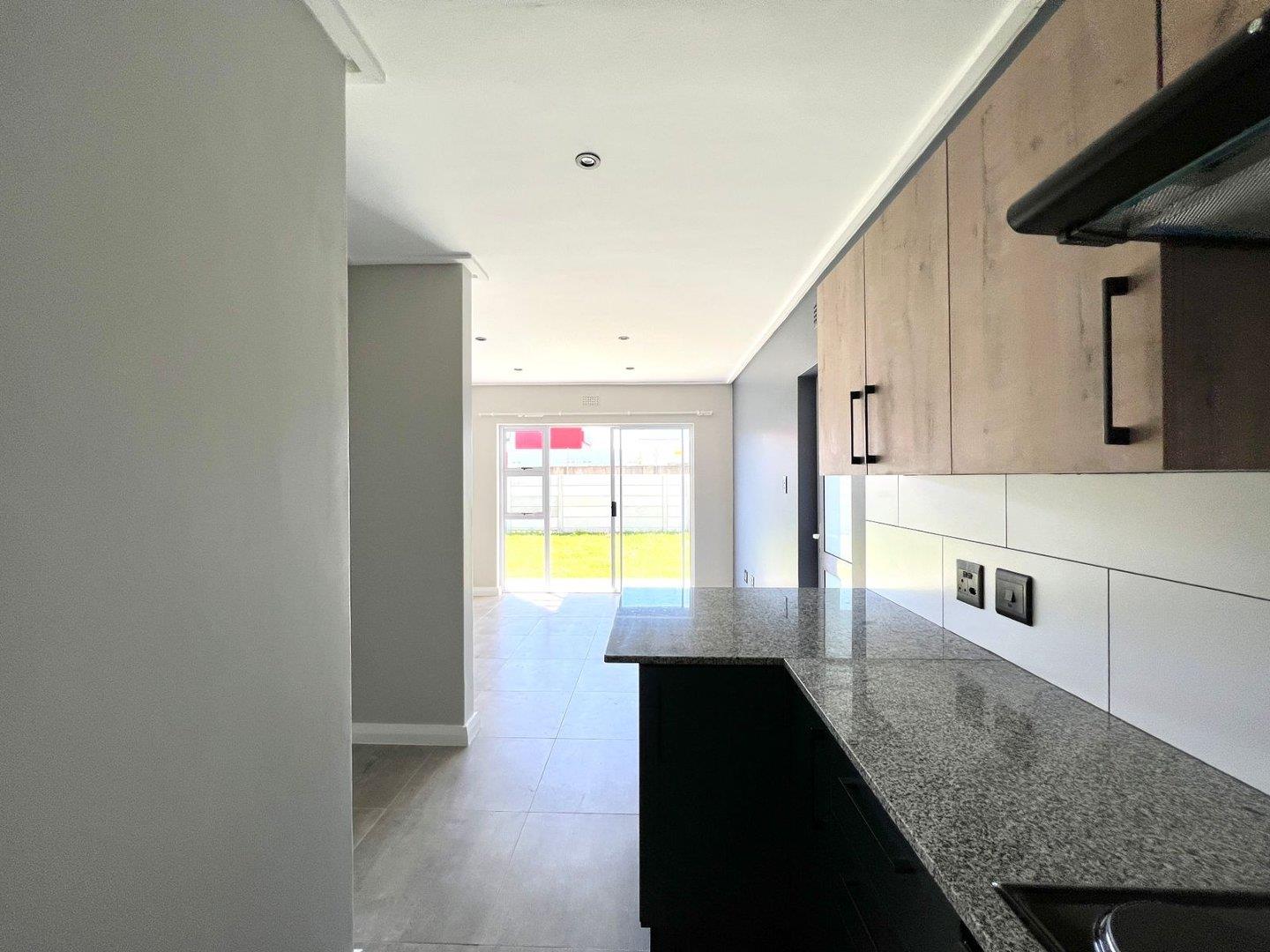 Fairview, Port Elizabeth Property Apartments / flats to rent in