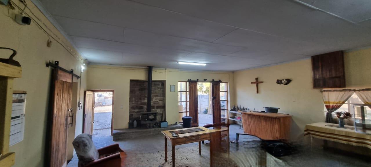 Commercial property for sale in Lindley P24114493752