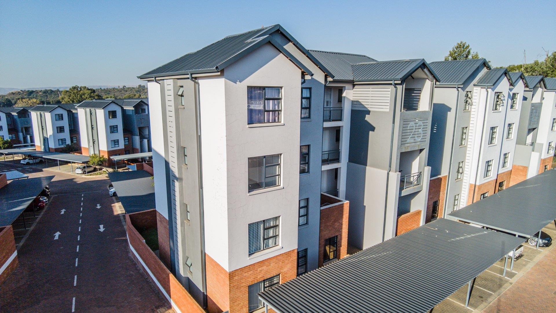 1 Bedroom Apartment / flat for sale in Lombardy Estate P24114448518