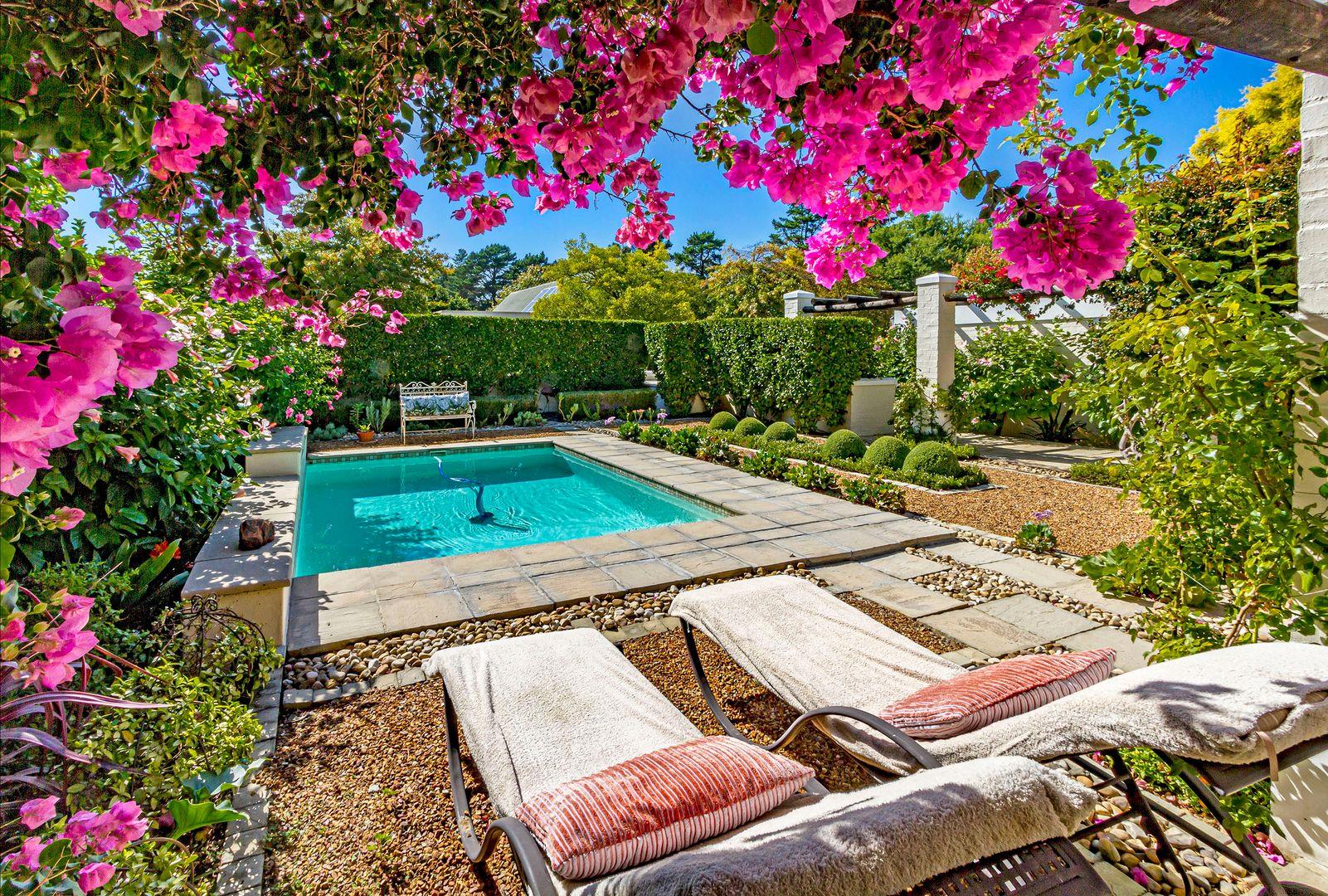 2 Bedroom House to rent in Erinvale Golf Estate P24114494627