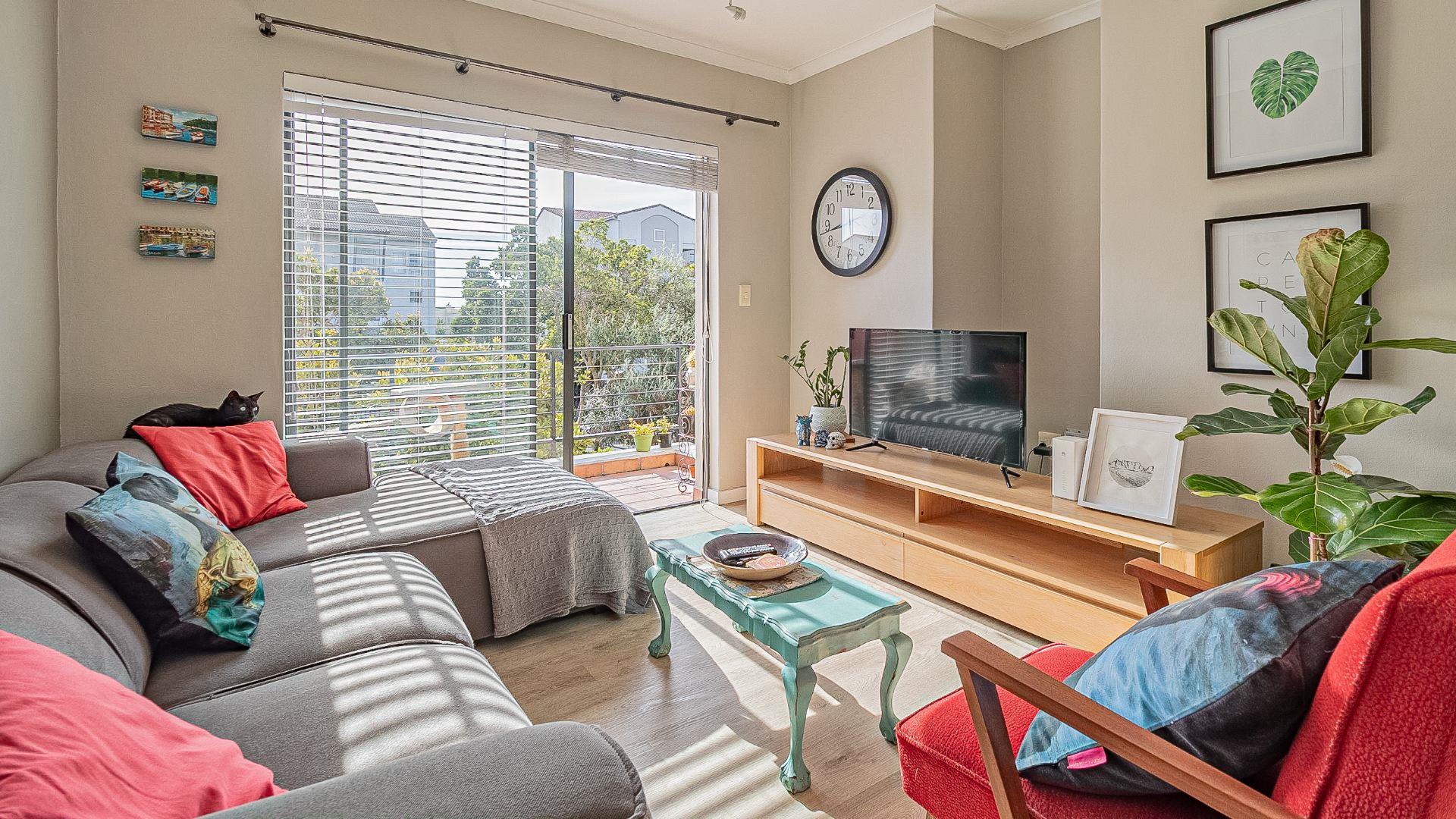 2 Bedroom Apartment / flat for sale in Royal Ascot P24114495359