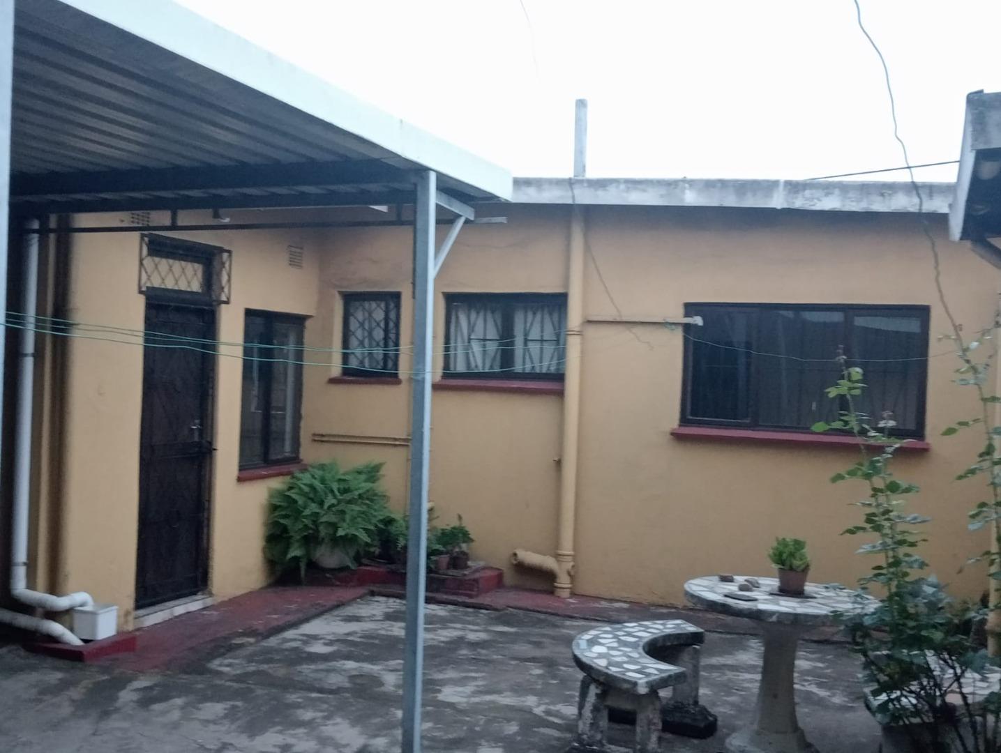 Merebank East Property Apartments / flats to rent in Merebank East