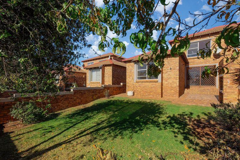 Allen's Nek Property Property and houses for sale in Allen's Nek