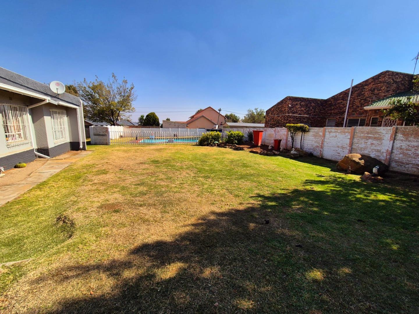 House for sale in Ridgeway 5 Wouter Street P24114667024