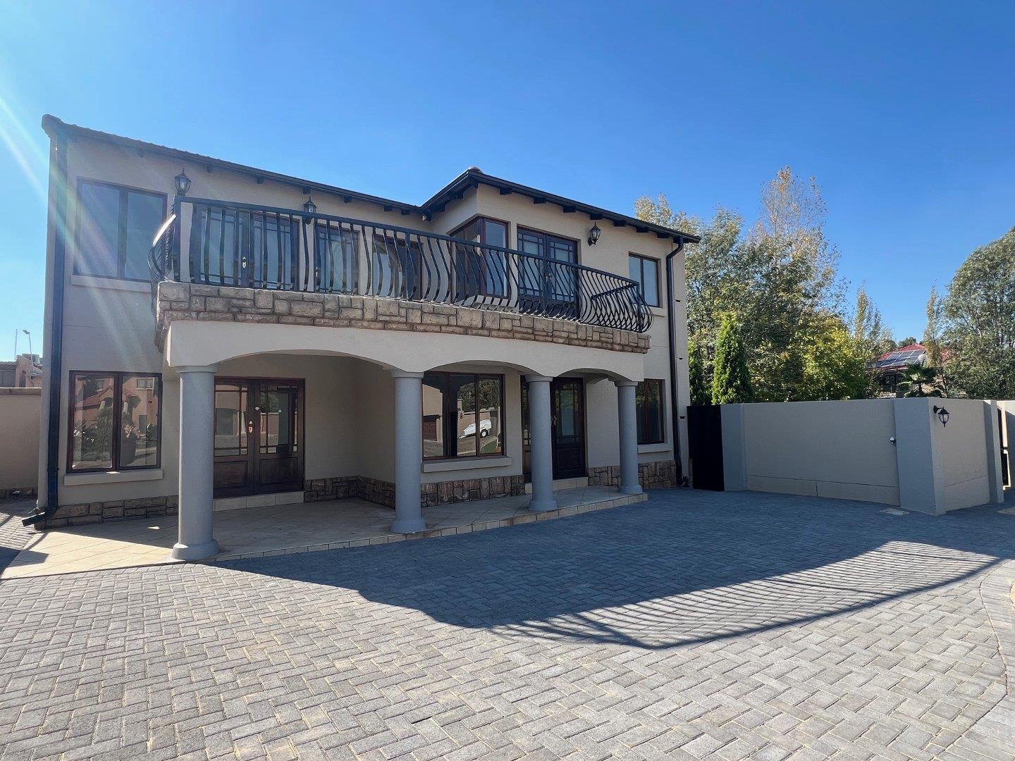 Emfuleni Golf Estate Property Townhouses to rent in Emfuleni Golf