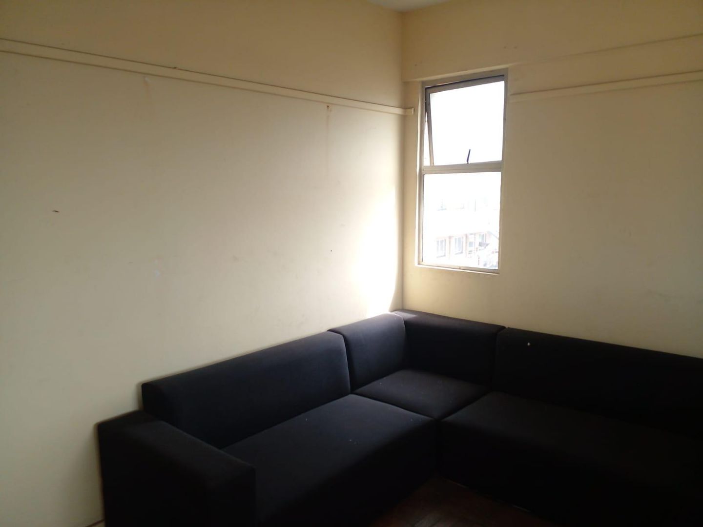 Commercial property to rent in Stamford Hill P24112442014