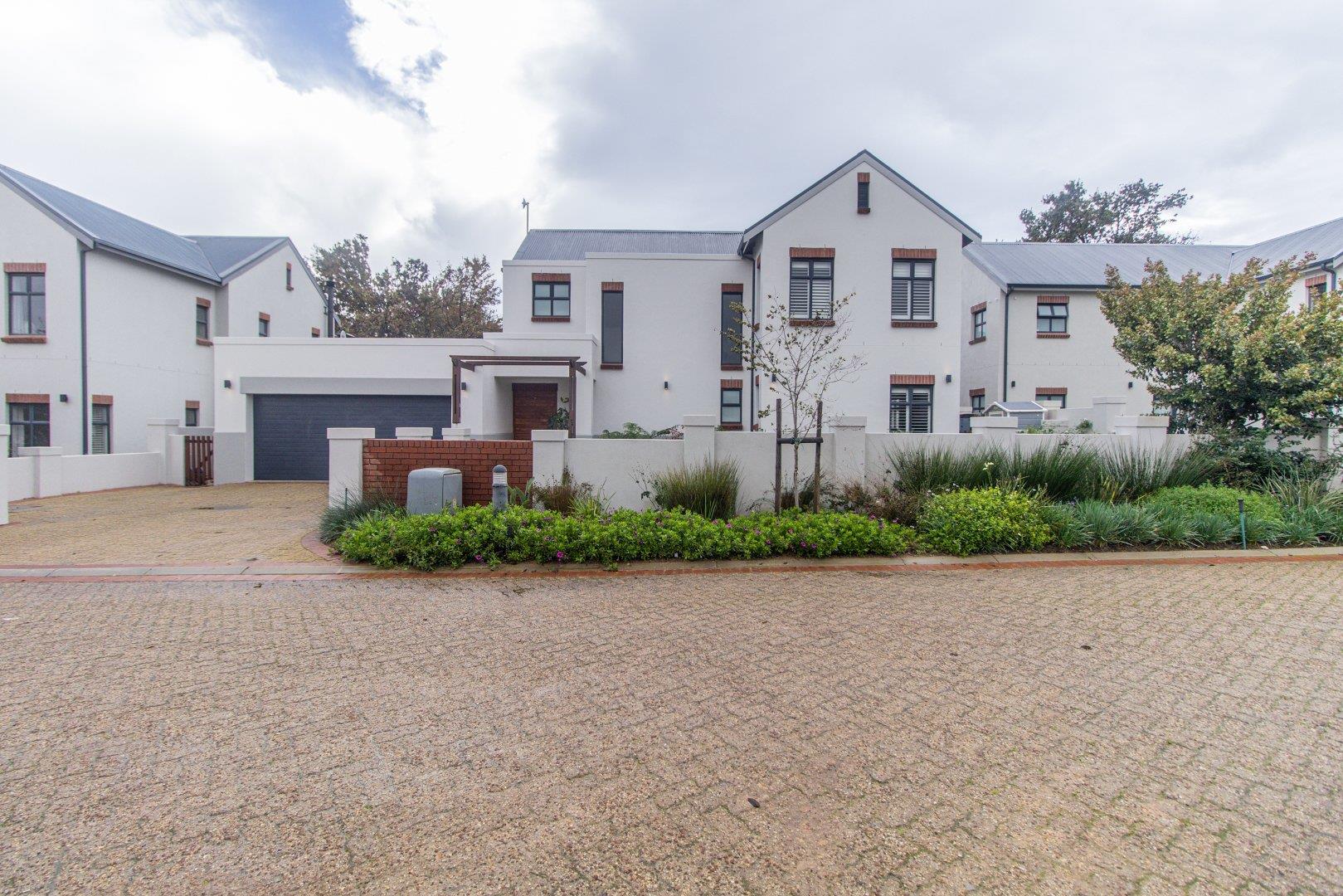 4 Bedroom House for sale in Kleine Parys 1 7 Klein Parys Estate 1 P24114498219