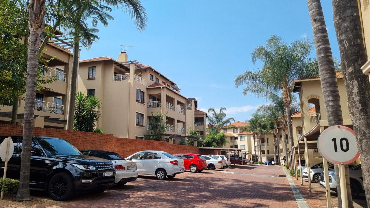 2 Bedroom Townhouse for sale in Sunninghill Baldersani, 18 Simba Road