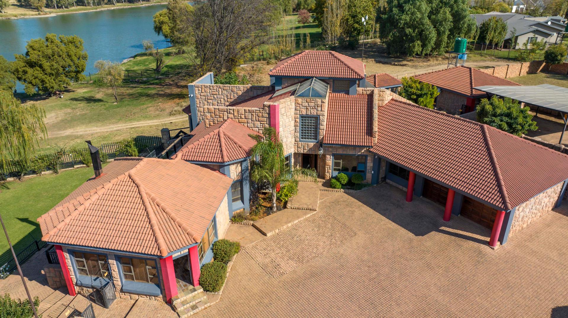 Property and houses for sale in Christiana Christiana Property