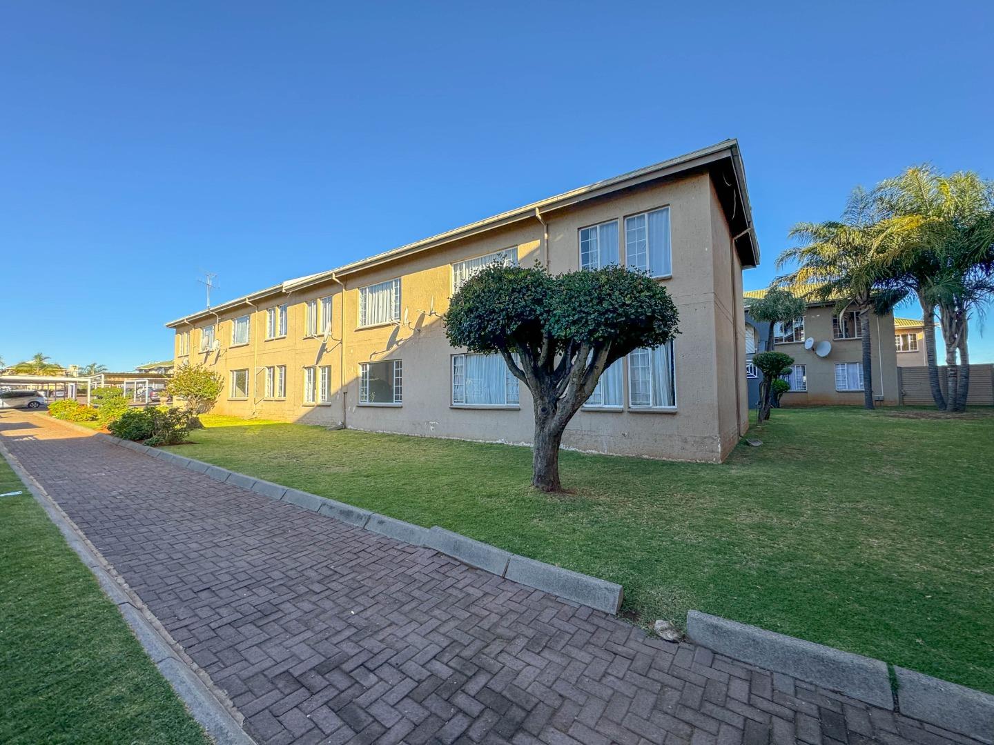 2 Bedroom Apartment / flat for sale in Norkem Park 28 The Courtyard