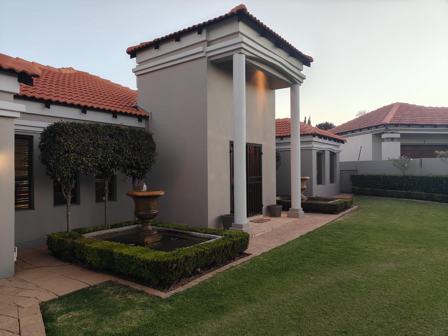 4 Bedroom House for sale in Baillie Park P24114501891