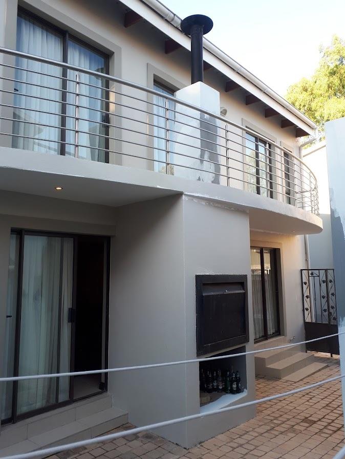 3 Bedroom Townhouse to rent in Ferndale P24114503126