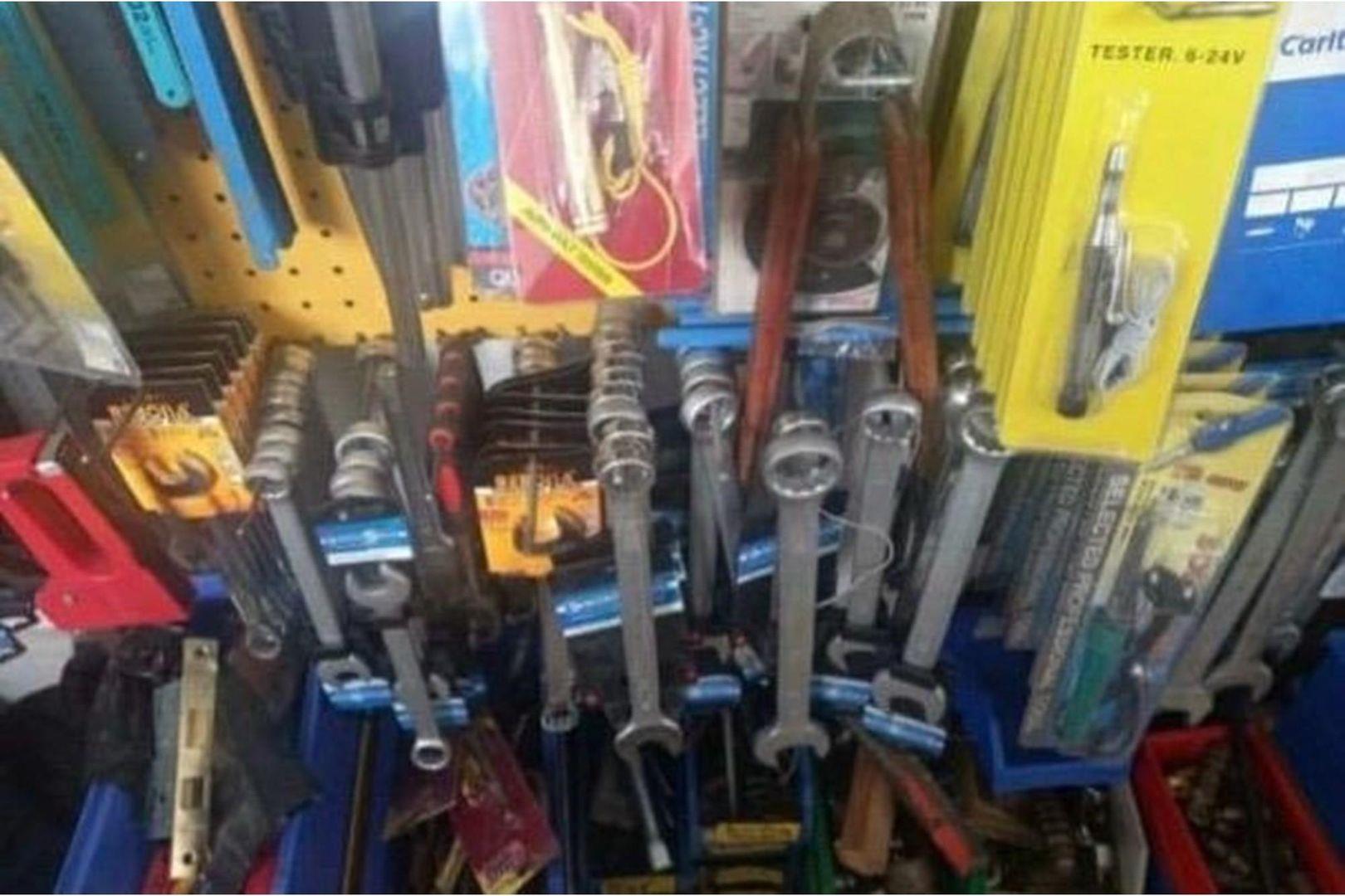 Commercial property for sale in Lyndhurst P24114503512