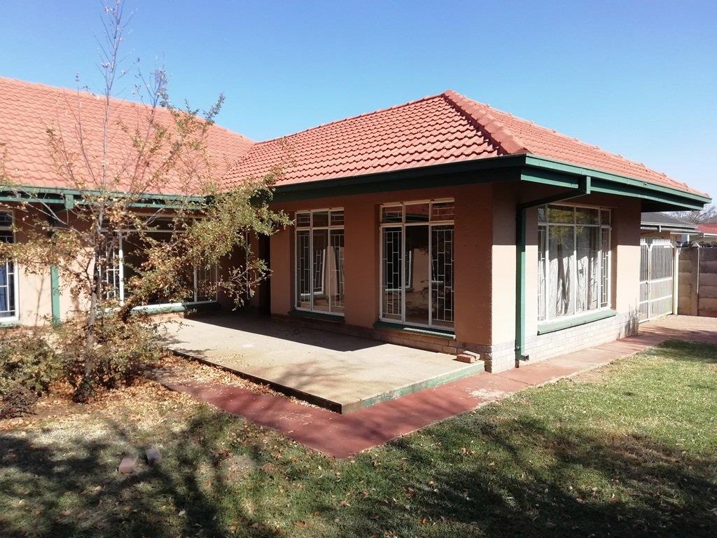 3 Bedroom House to rent in Baillie Park P24114503848