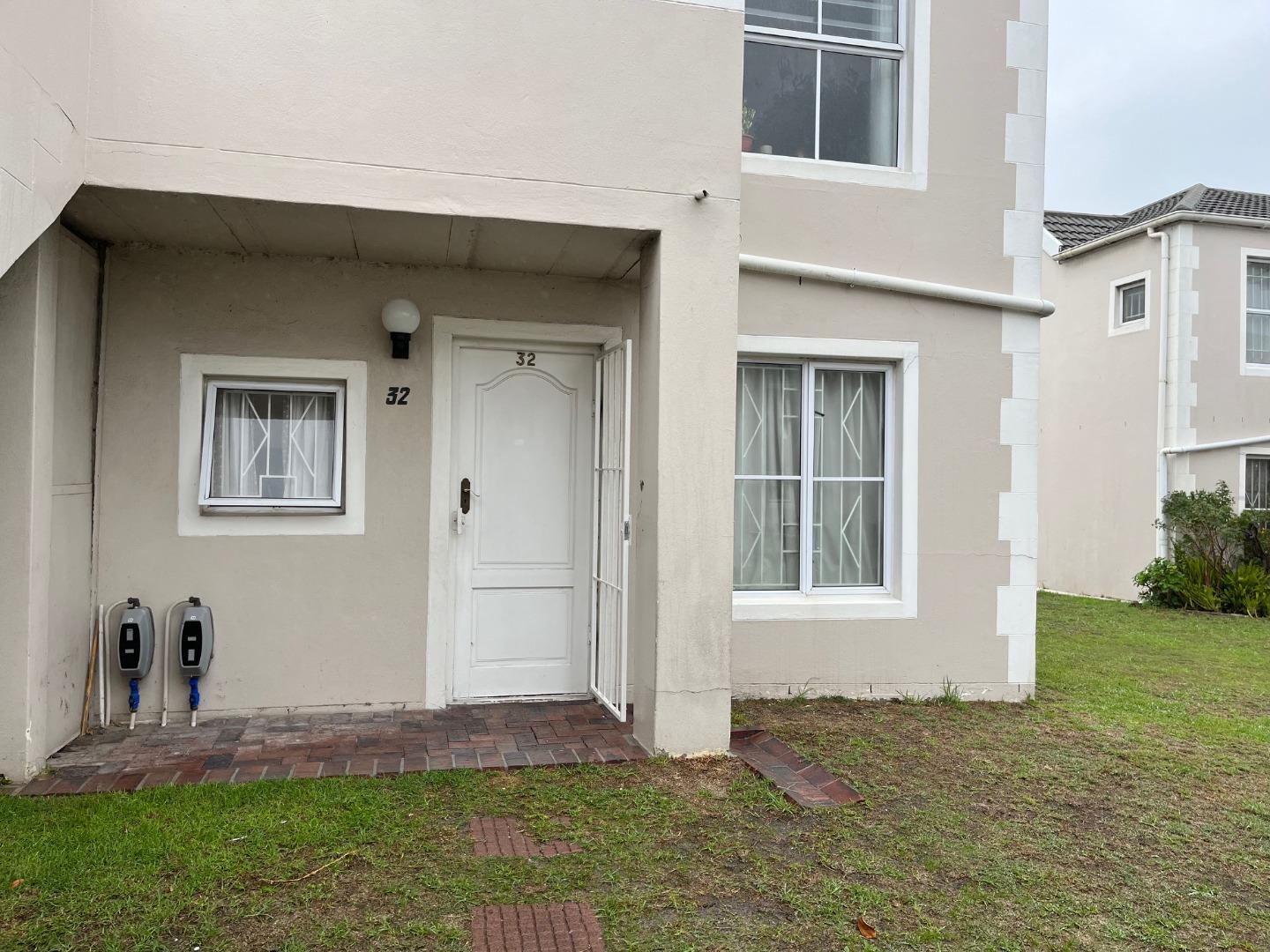 Pinelands, Cape Town Property Apartments / flats to rent in Pinelands