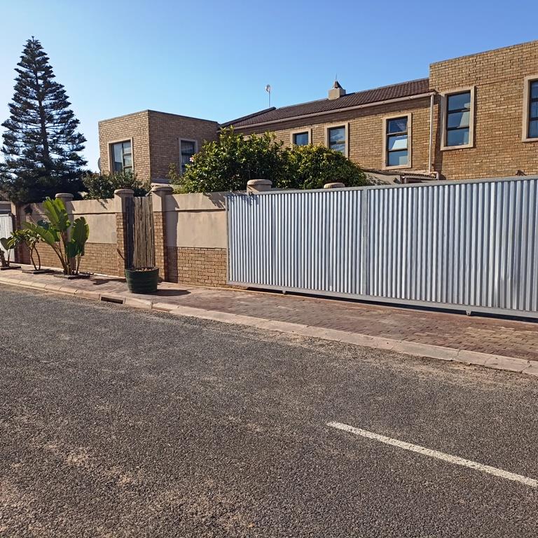 3 Bedroom House for sale in Bluewater Bay 37 Raven Avenue P24114509342