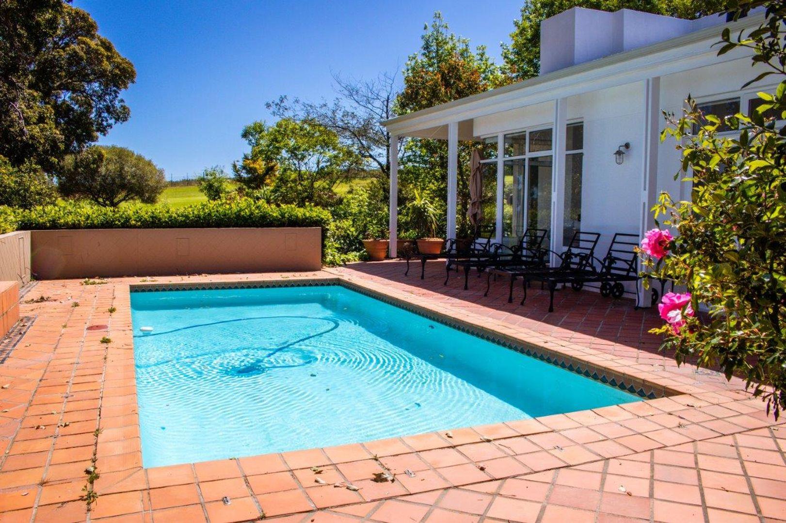 3 Bedroom Townhouse to rent in Erinvale Golf Estate P24114509423