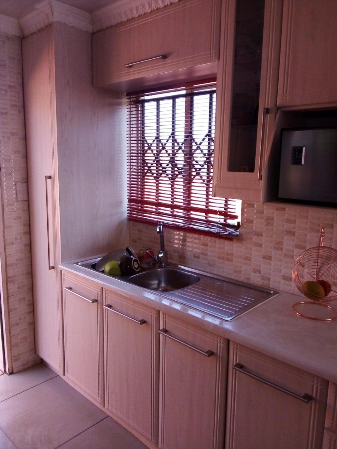 Protea Glen Property Houses to rent in Protea Glen